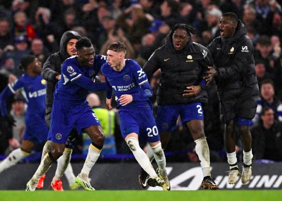  切尔西官宣签下帕尔默，转会费达四千万英镑  